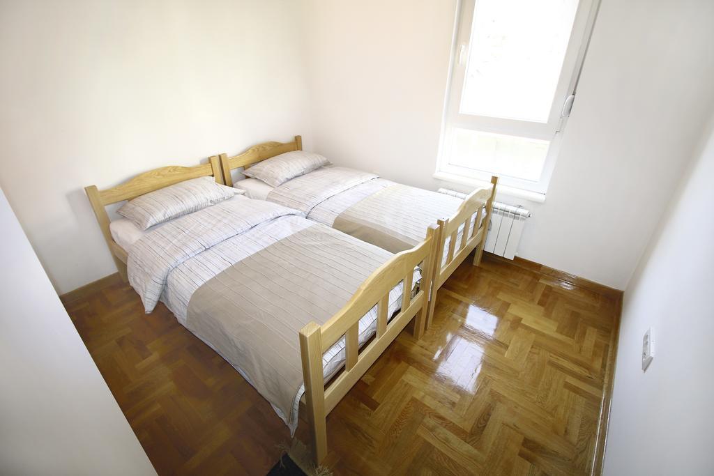 Shining Apartamento Belgrado Exterior foto