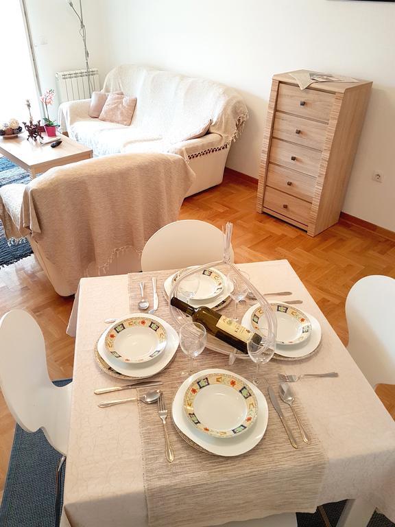 Shining Apartamento Belgrado Exterior foto