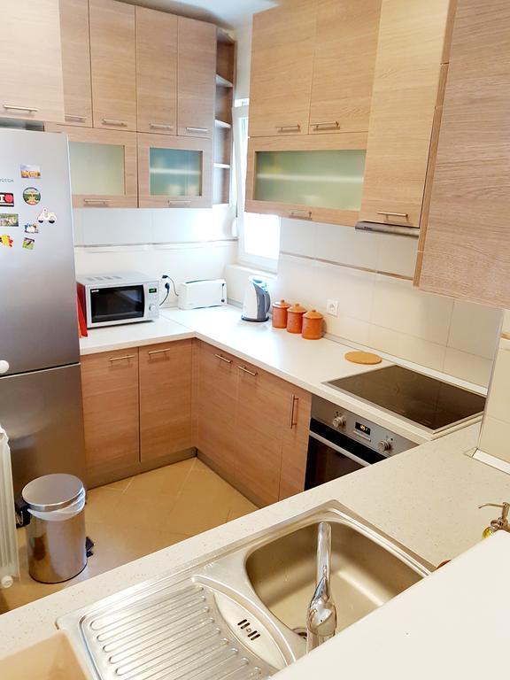 Shining Apartamento Belgrado Exterior foto